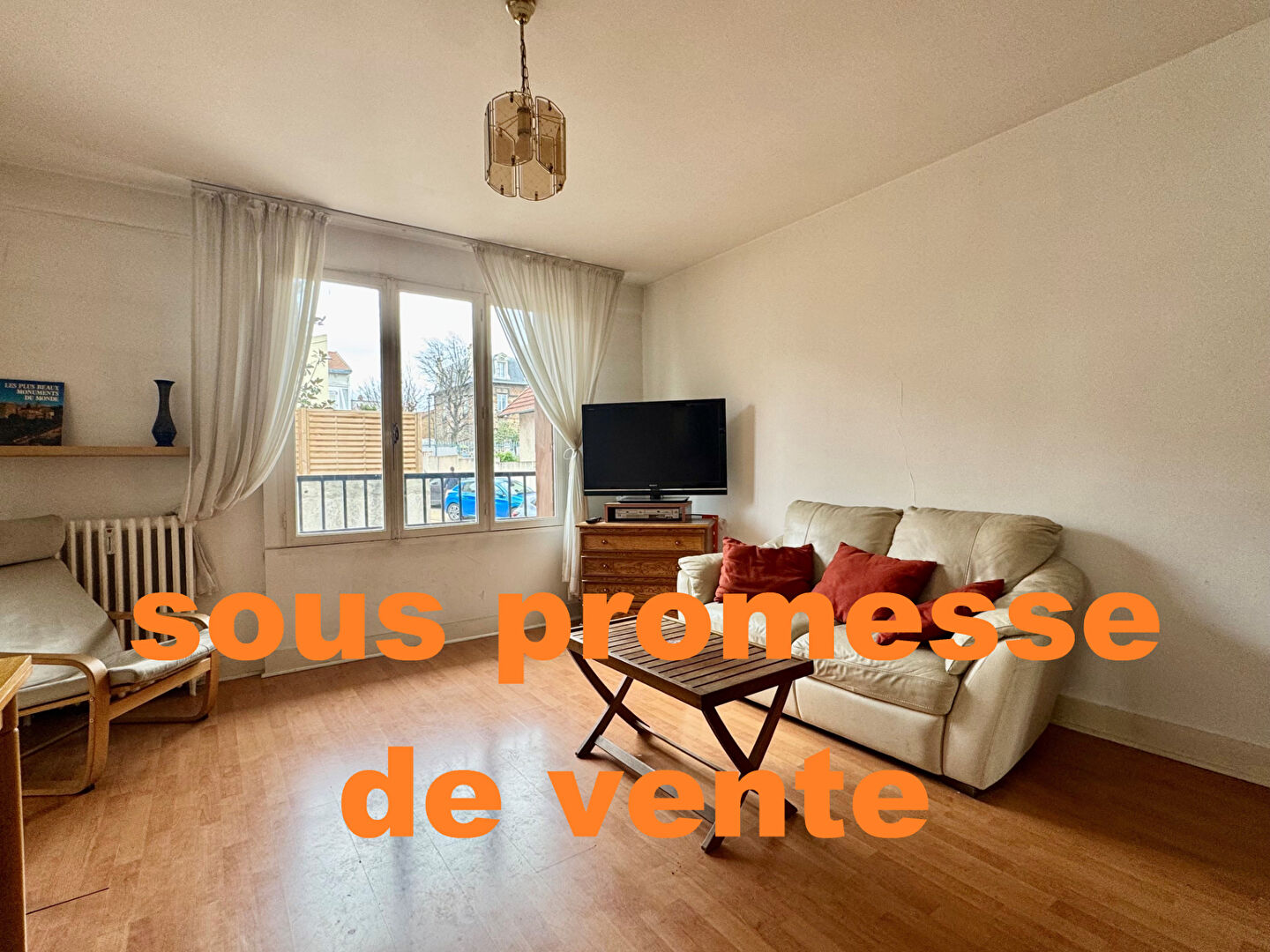 COLOMBES Victor Hugo - 2 pi\u00e8ces 31.22 m\u00b2