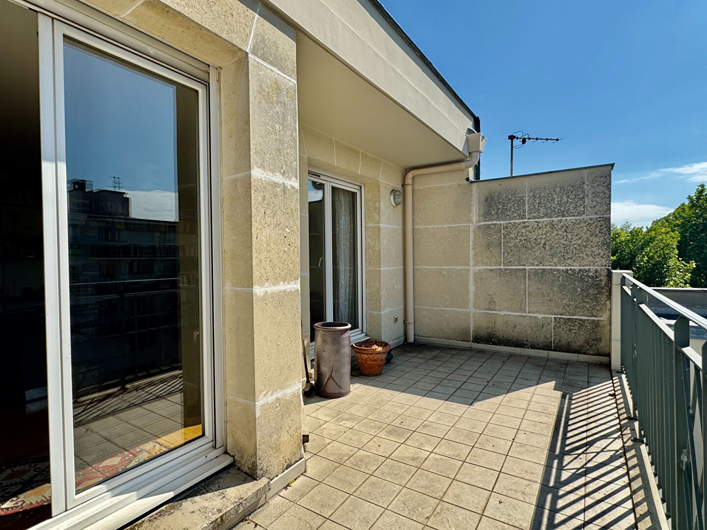 Appartement Bois Colombes 4 pi\u00e8ce(s) 114.03 m2 5\/8